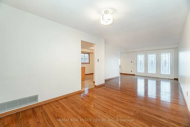 Additional image 13 of 1639 Corkstone Gl