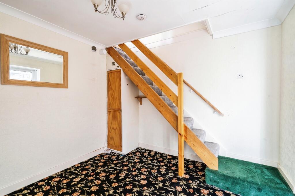 Additional image 7 of Back Lane, Queensbury, Bradford