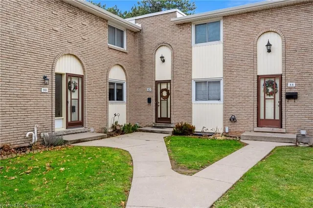 151 Gateshead Cres Unit 89