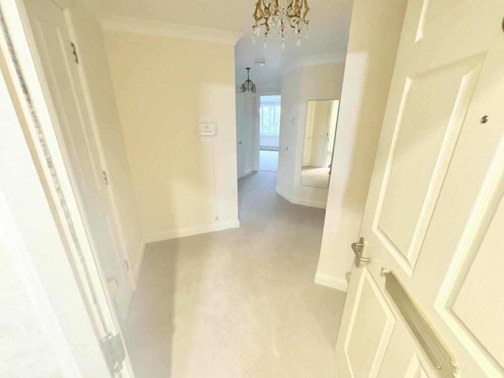 Additional image 4 of 37 Lindsay Road, Poole, BH13