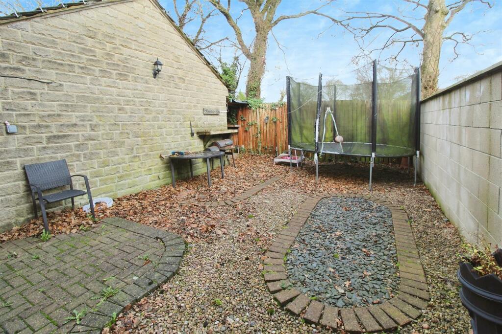 Additional image 11 of Edgemoor Close, Bradford, BD4 6RT