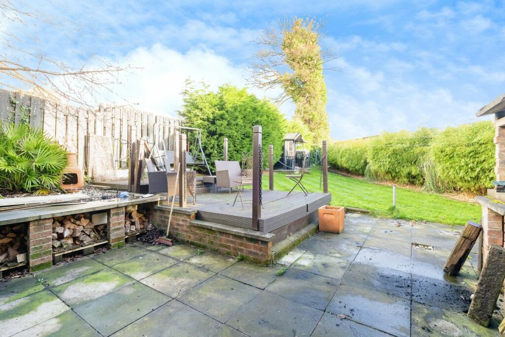 Additional image 19 of Clydesdale Drive, Bradford, BD6