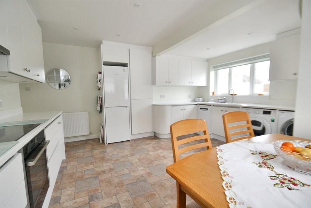 Additional image 6 of Darbys Corner