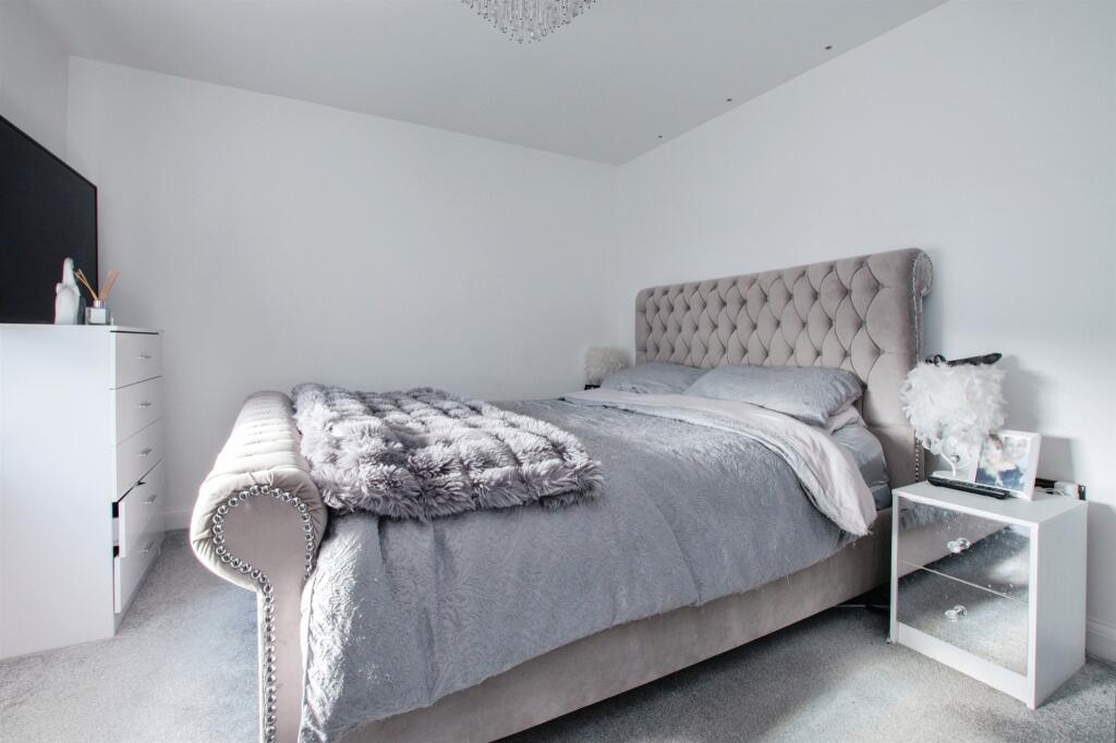 Additional image 14 of Provence Drive, Bearwood, Bournemouth