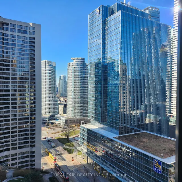 33 Harbour Sq Unit 2430