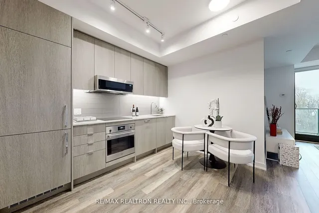 Additional image 27 of 250 Lawrence Ave Unit 501