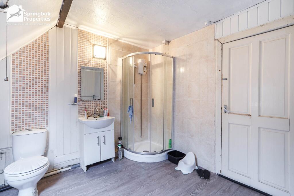 Additional image 22 of Selborne Villas, Bradford, West Yorkshire