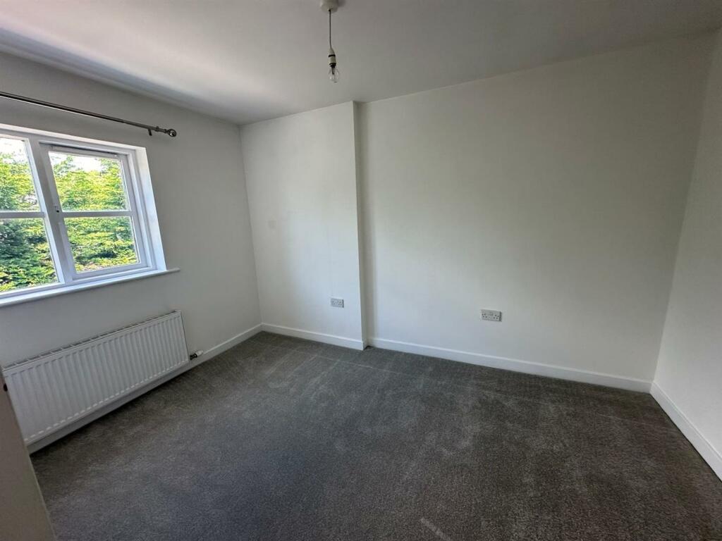 Additional image 11 of St. Johns Close, Silsden