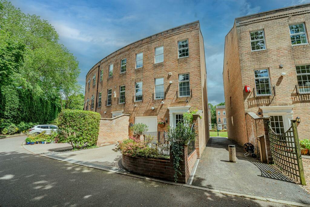 Additional image 29 of Holly Lodge, Lindsay Road