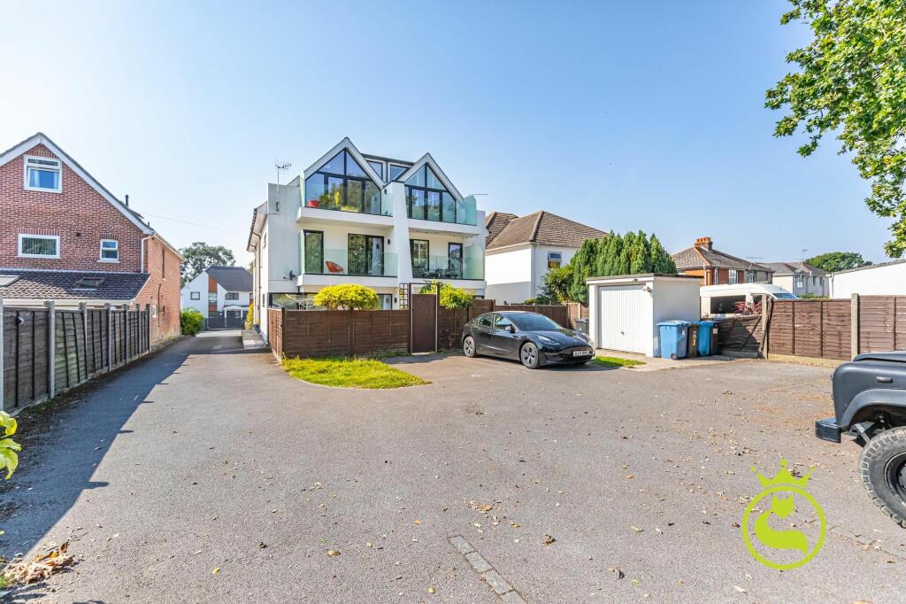 Additional image 19 of Town House- Cluster Views, Sandbanks Road, Whitecliff, Poole BH14