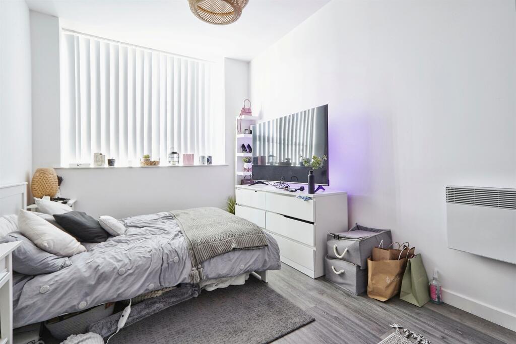 Additional image 10 of Bingley Road, Bradford