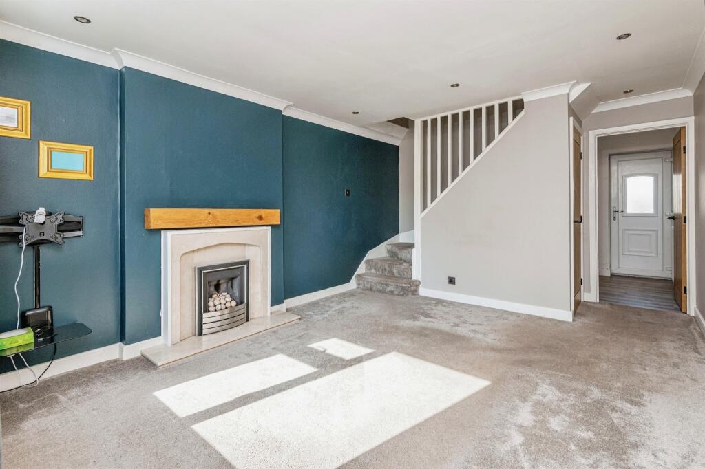 Additional image 3 of Hydale Court, Low Moor, Bradford