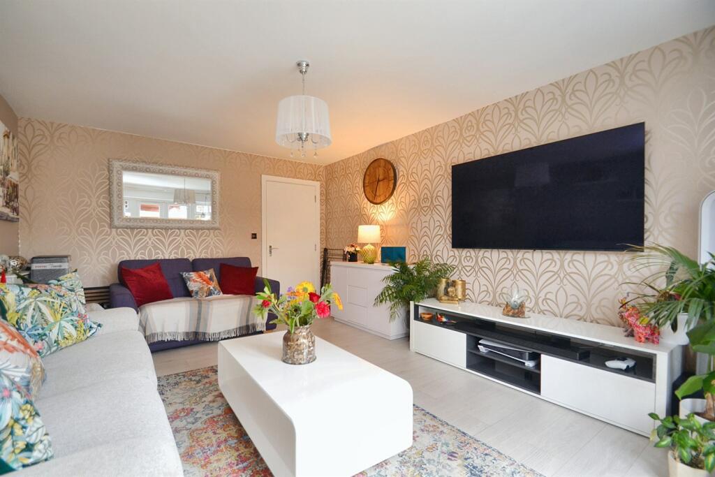 Additional image 23 of Darbys Corner