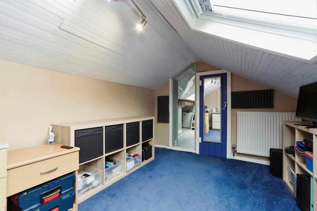 Additional image 13 of Hill Top Road, Hainworth, Keighley