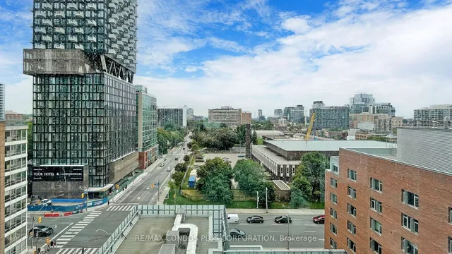 Additional image 21 of 47 Mutual St Unit 906