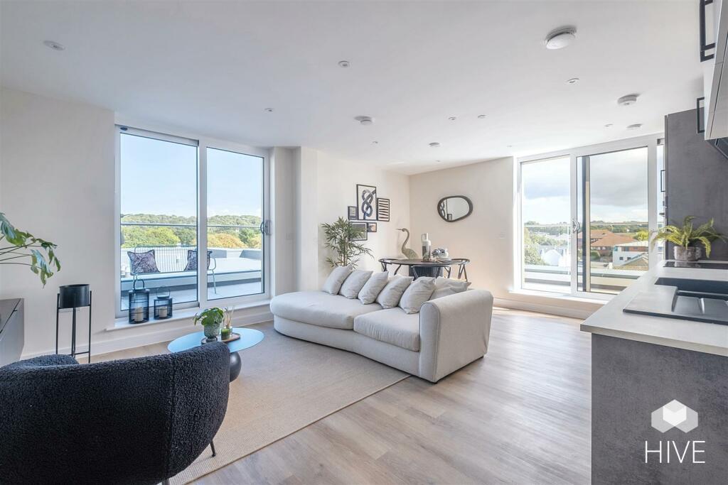 Additional image 22 of The Sloop, Commercial Road, Poole