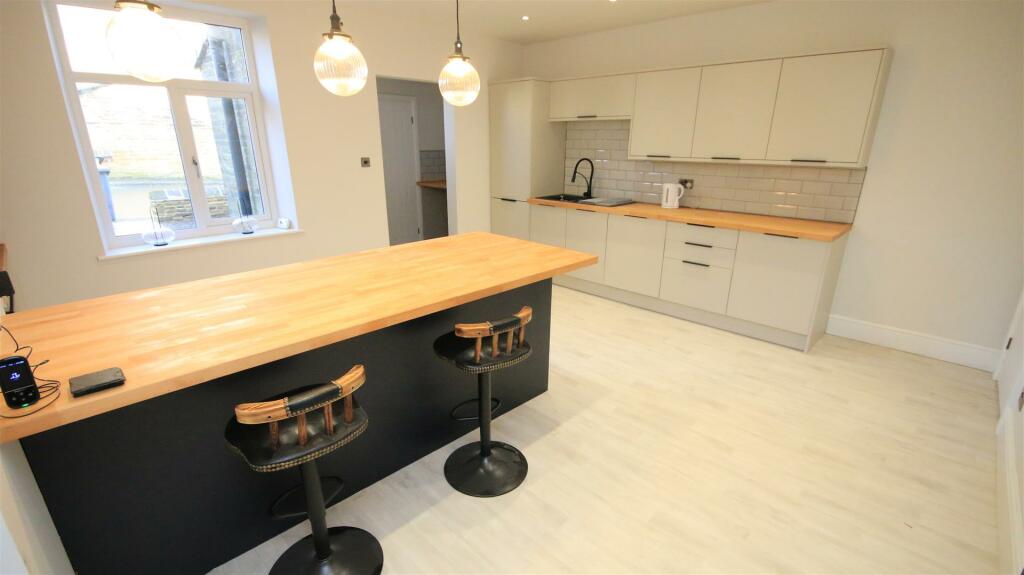 Additional image 6 of Oakleigh Road, Clayton, Bradford