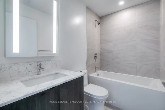 Additional image 17 of 270 Dufferin St Unit 923