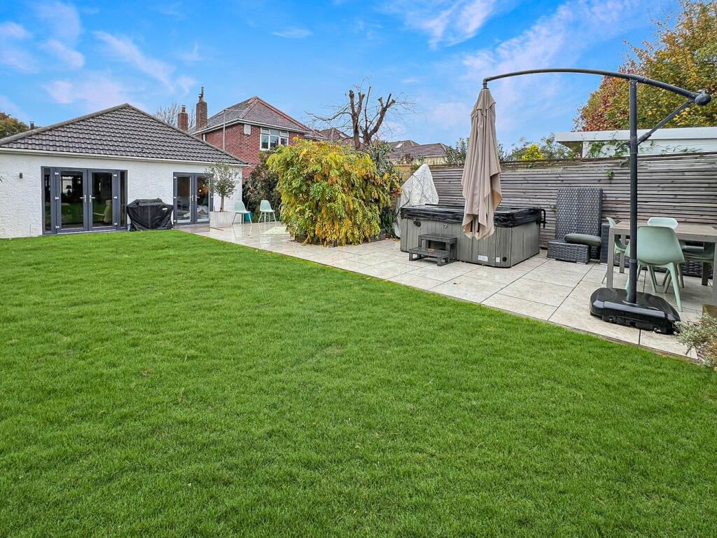 Additional image 12 of Sherwood Avenue, Whitecliff, Poole, BH14