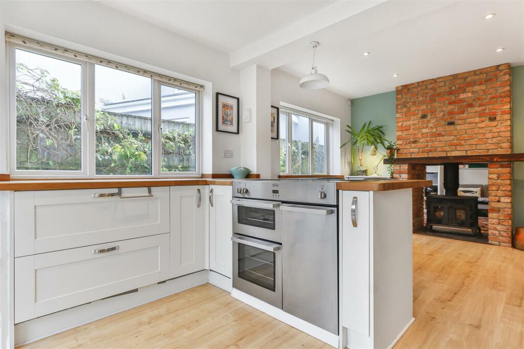 Additional image 20 of Alexandra Road, Poole