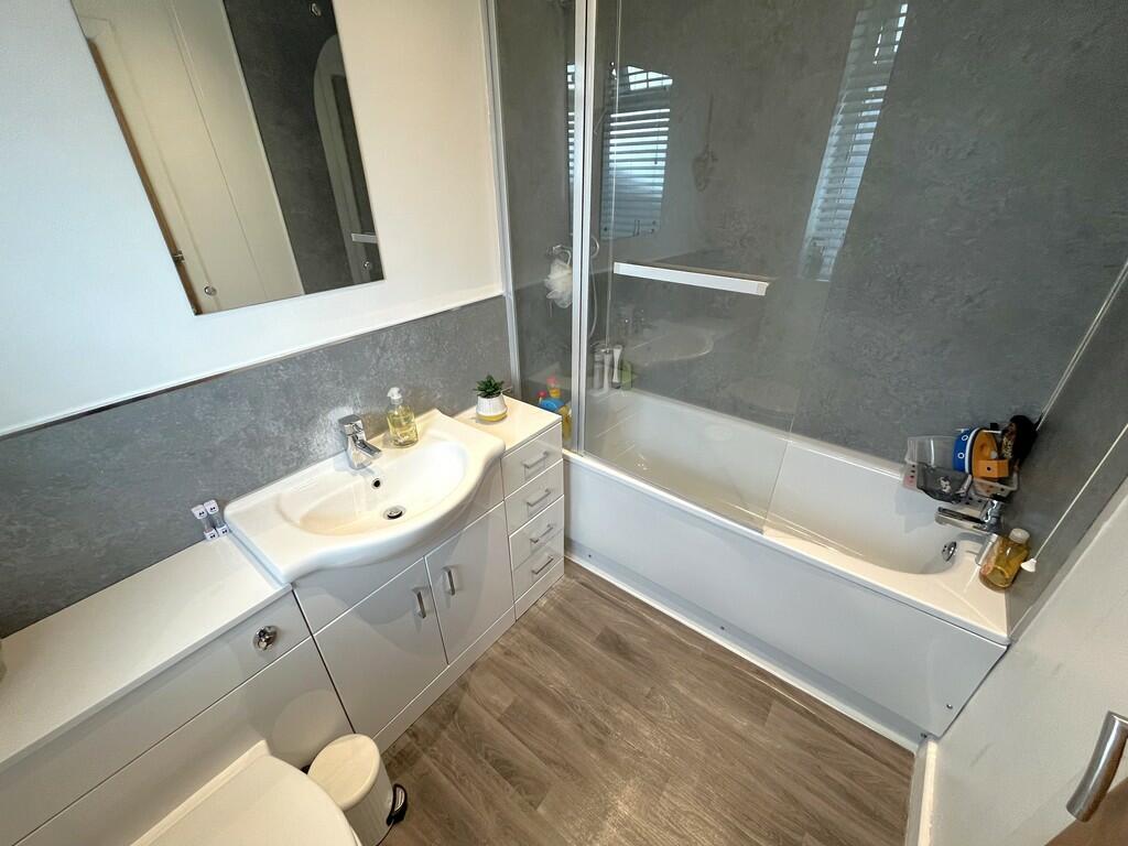 Additional image 12 of Stanley Green Road