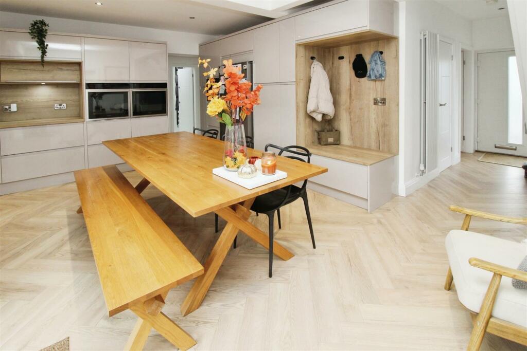 Additional image 5 of Reevy Road, Bradford, BD6 3QF