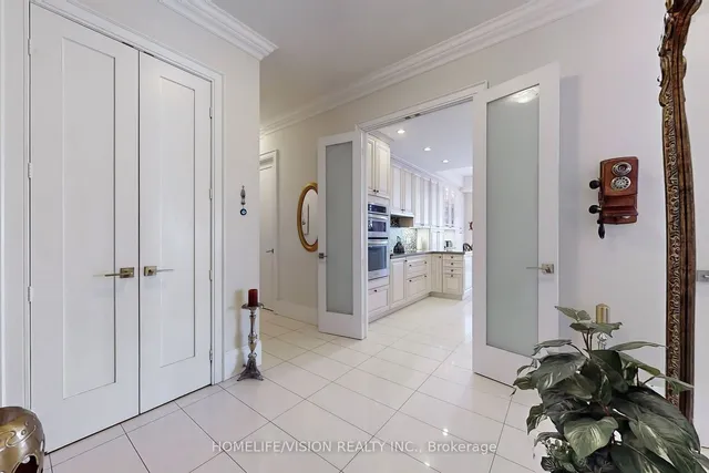 70 Roehampton Ave Unit 2620