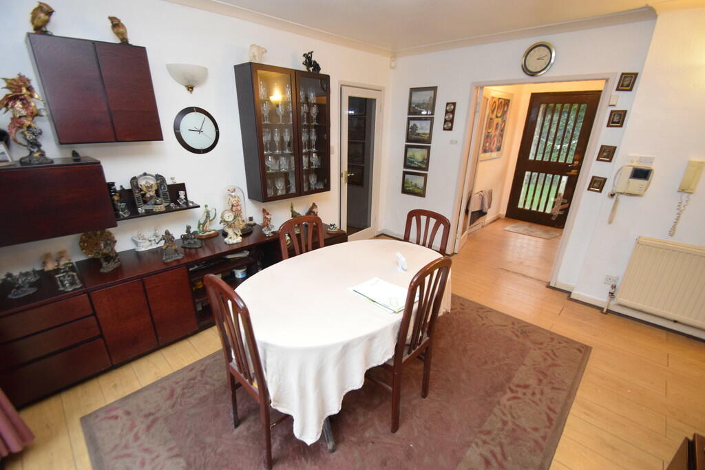 Additional image 18 of Dale View Grove, Long Lee