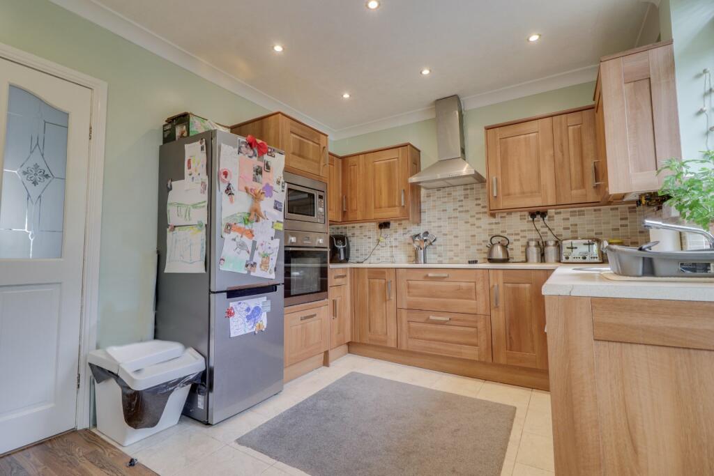 Additional image 4 of Queen Street, Greengates, Bradford, West Yorkshire, BD10