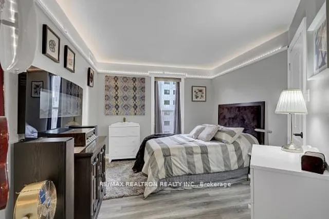 Additional image 14 of 135 James St Unit 612