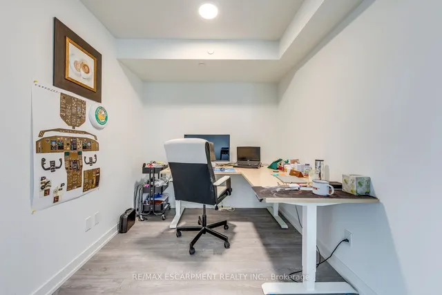 Additional image 15 of 10 Wilby Cres Unit 309