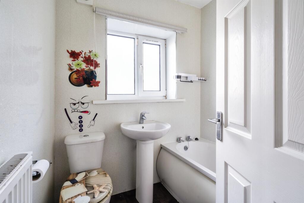 Additional image 11 of Fairway Close, Bradford