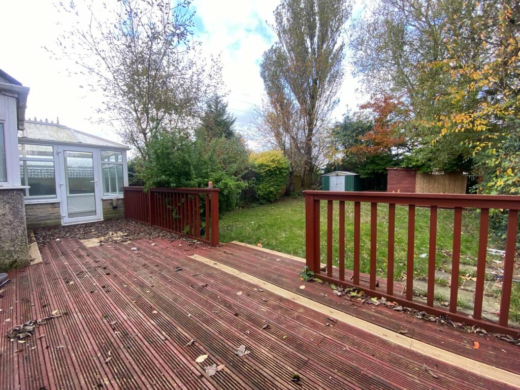 Additional image 21 of Newhall Drive, Bradford, BD6