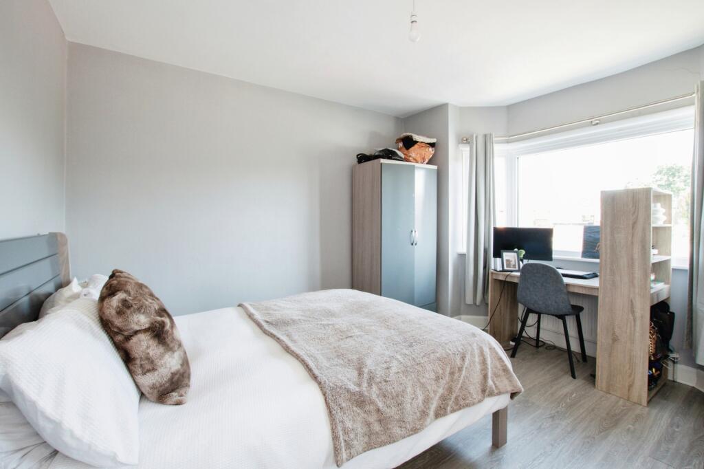 Additional image 8 of Wallisdown Road, Poole, BH12