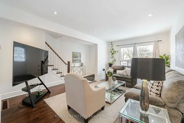 Additional image 8 of 32 Birkdale Rd