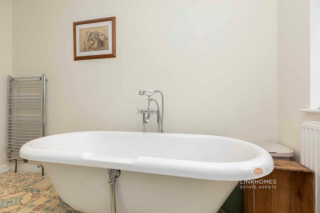 Additional image 23 of Saxonhurst Road, Bournemouth, BH10