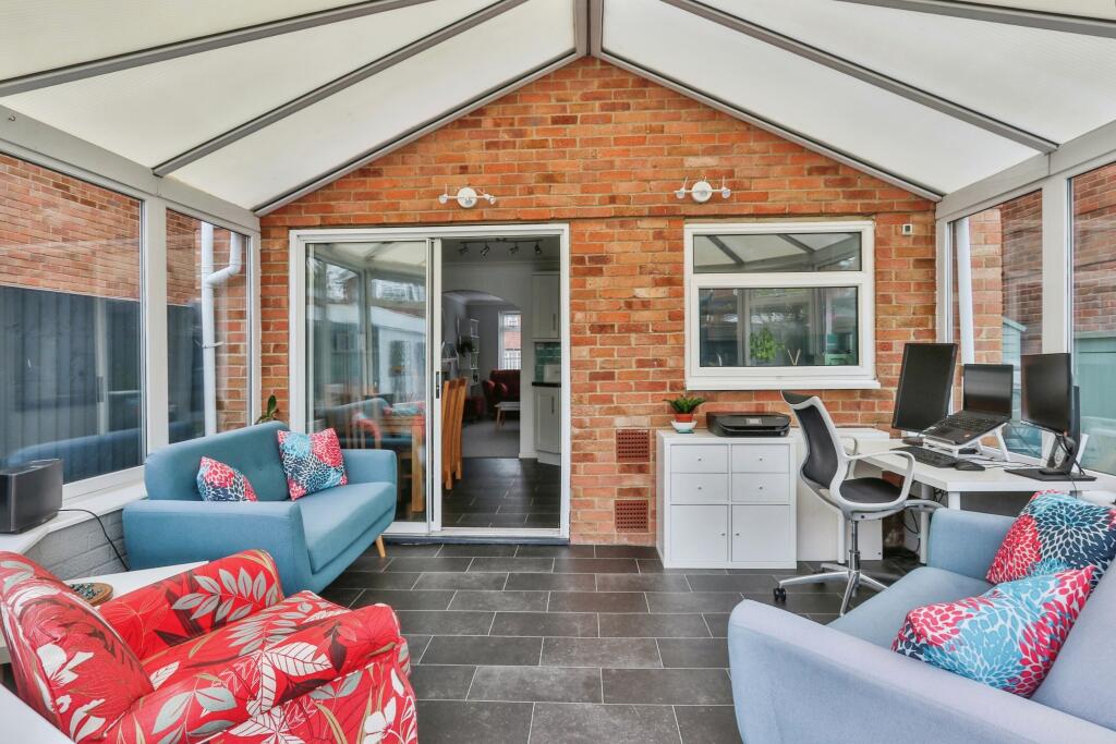 Additional image 7 of Rowbarrow Close, Poole, Dorset, BH17