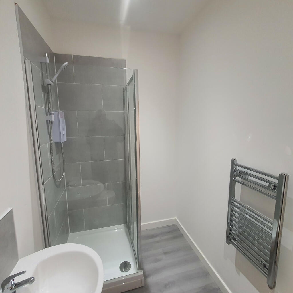 Additional image 10 of The Card House, Bingley Road, Bradford, West Yorkshire, BD9