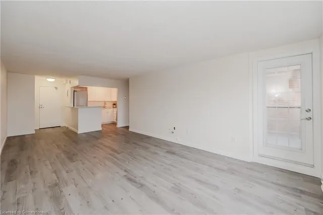 Additional image 10 of 64 Benton St Unit 303