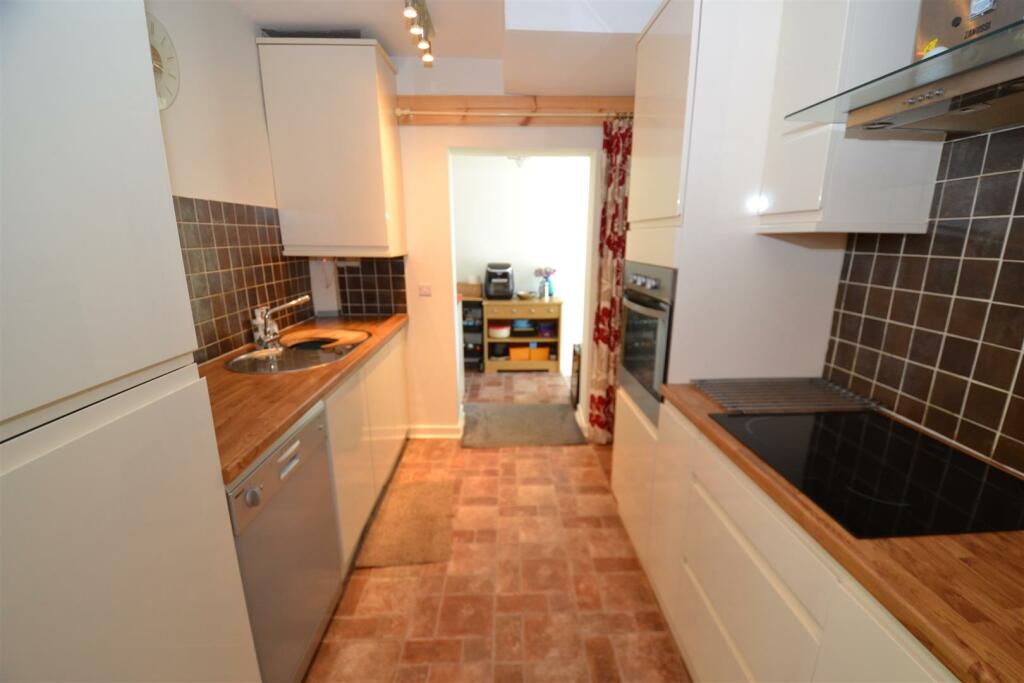 Additional image 6 of Broughton Avenue, Bierley, Bradford