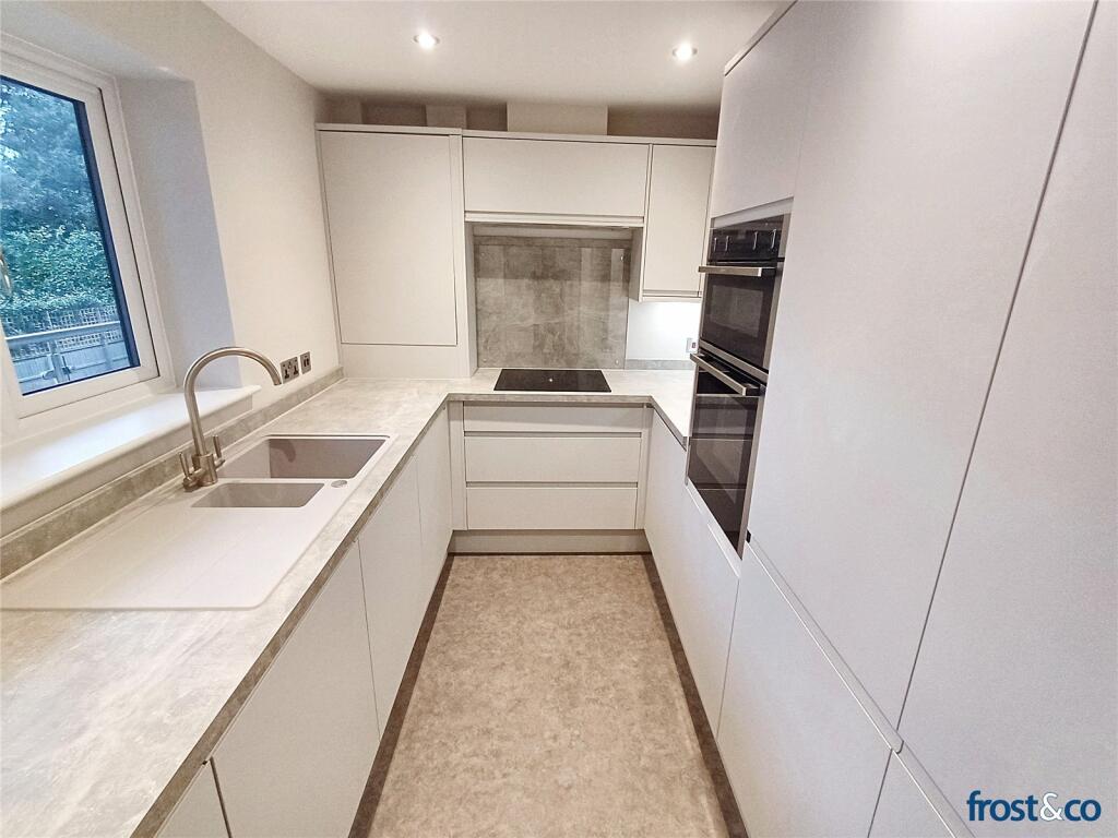 Additional image 4 of Delhi Close, Lower Parkstone, Poole, Dorset, BH14