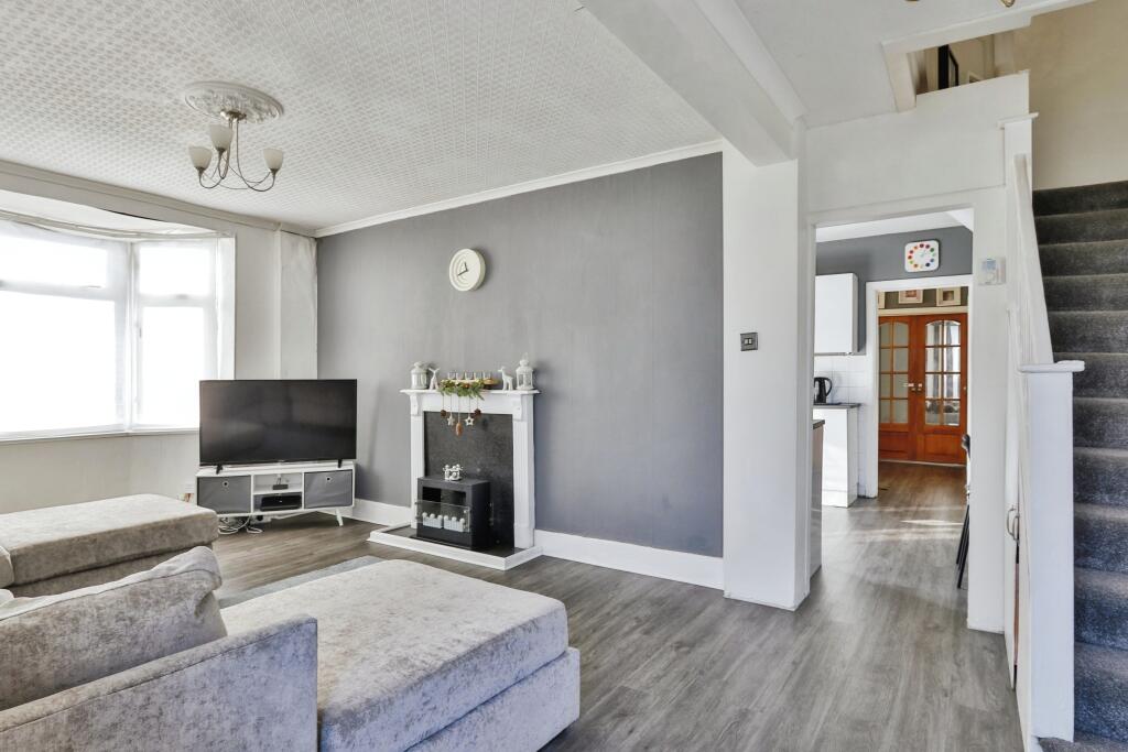 Additional image 7 of Coombe Avenue, Bournemouth, Dorset, BH10