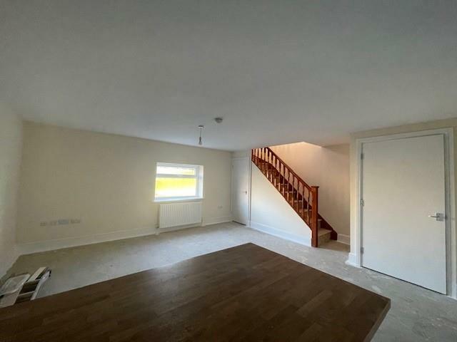 Additional image 4 of Highgate Road, Queensbury, Bradford