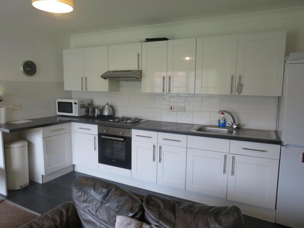 Additional image 13 of 4 bedroom Semi Detached House in Ensbury Park