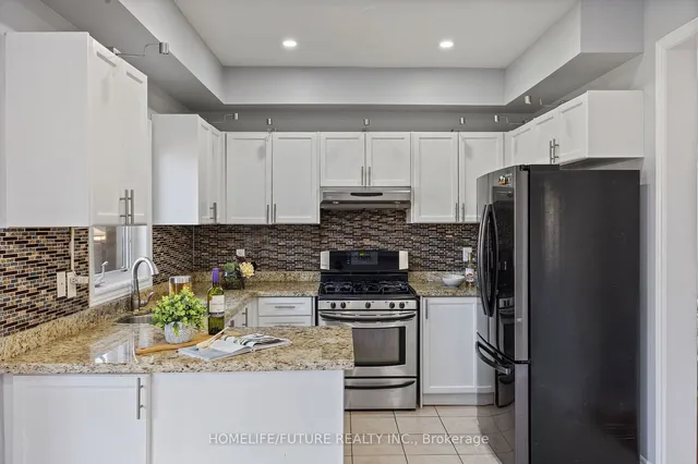 Additional image 10 of 652 Twain Ave