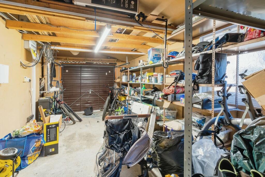 Additional image 17 of Clydesdale Drive, Bradford, BD6