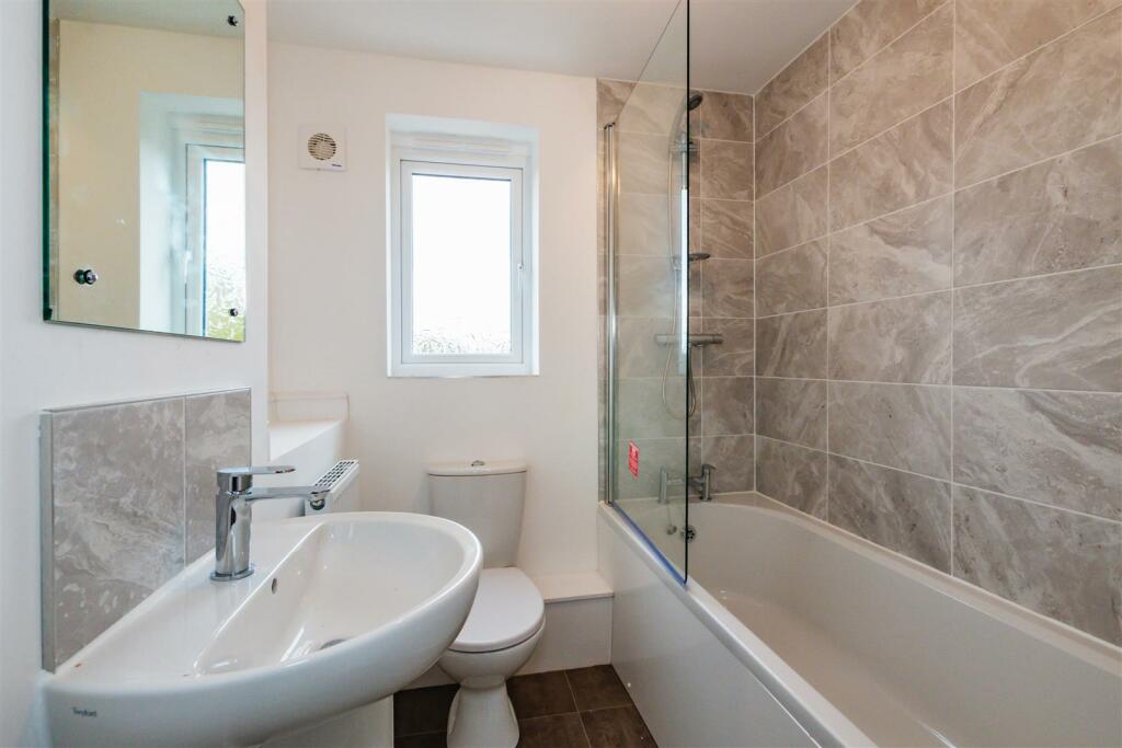 Additional image 8 of Northbeck Grange, Bradford, BD7