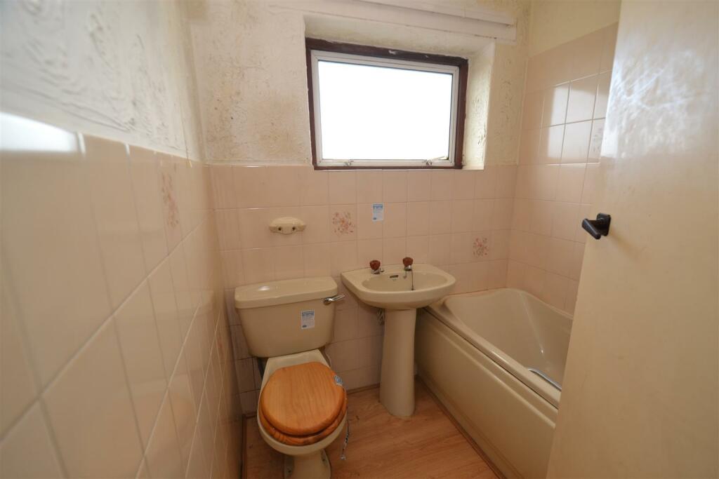 Additional image 7 of Watty Hall Road, Wibsey, Bradford