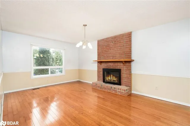 Additional image 20 of 15 Oakington Pl