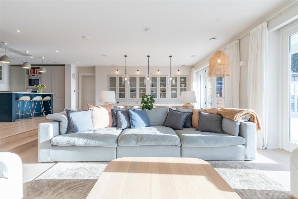 Additional image 8 of Alington Road, Evening Hill